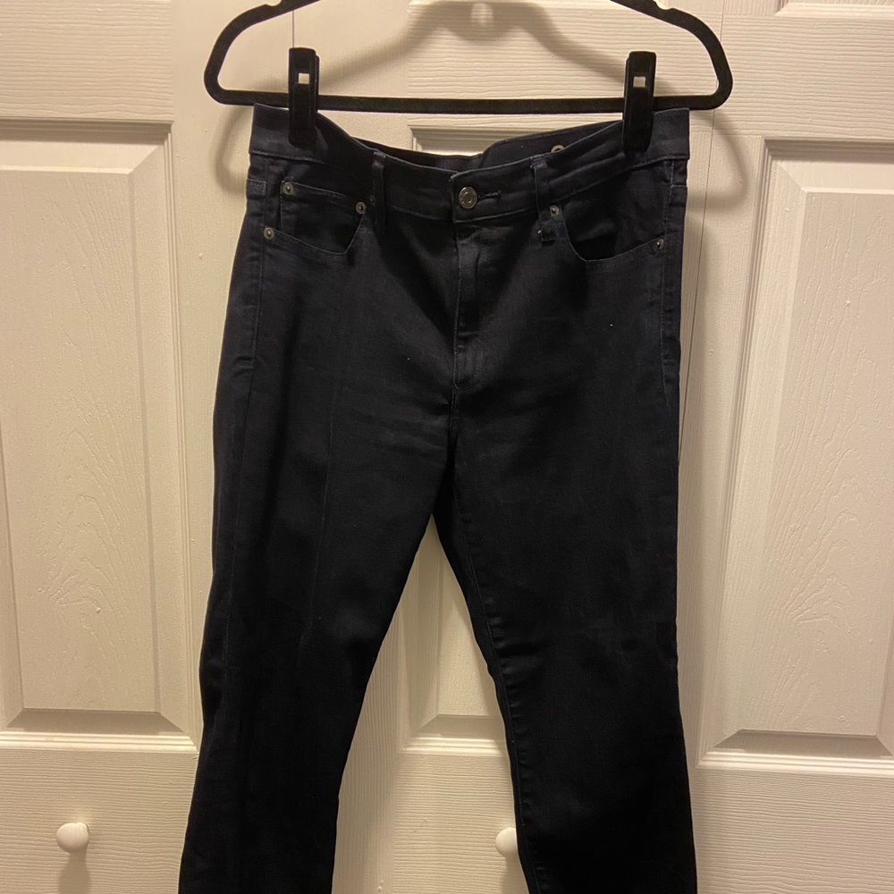 NWOT Women’s Gap Slim Straight. Size 31 Short. Jeans can be cuffed or uncuffed
